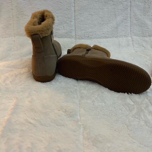 Soft walk Helena Foxfur lining size 6 medium stone suede with extra sole - Picture 4 of 7
